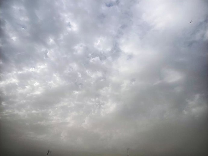 Archivo - Intervalos nubosos. 