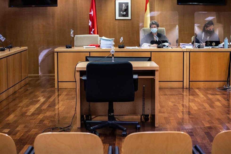Archivo - Sala de la Audiencia Provincial de Madrid donde está declarando el acusado de matar a un joven de 20 años al ir en dirección contraria y bajo los efectos del alcohol en la M-50, a 20 de septiembre de 2021, en Madrid, (España).