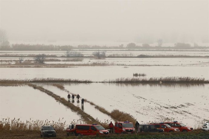 Campos llenos de agua ante la crecida extraordinaria del río Ebro, en Novillas (Zaragoza).