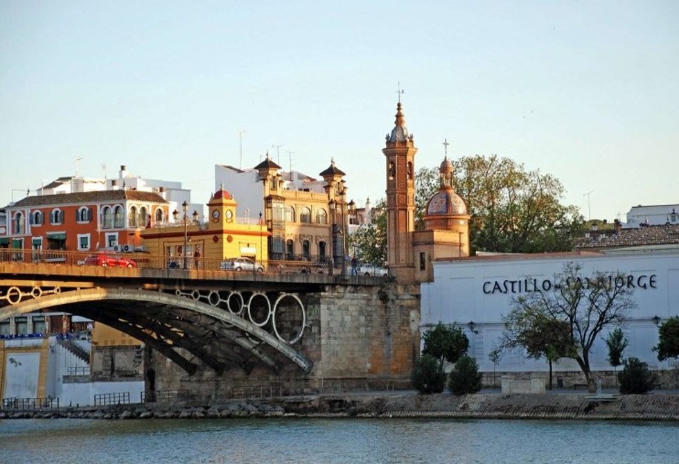 Archivo - Sevilla.- La Junta mejorará los accesos desde el Paseo de la O a las calles Castilla y Betis de Triana