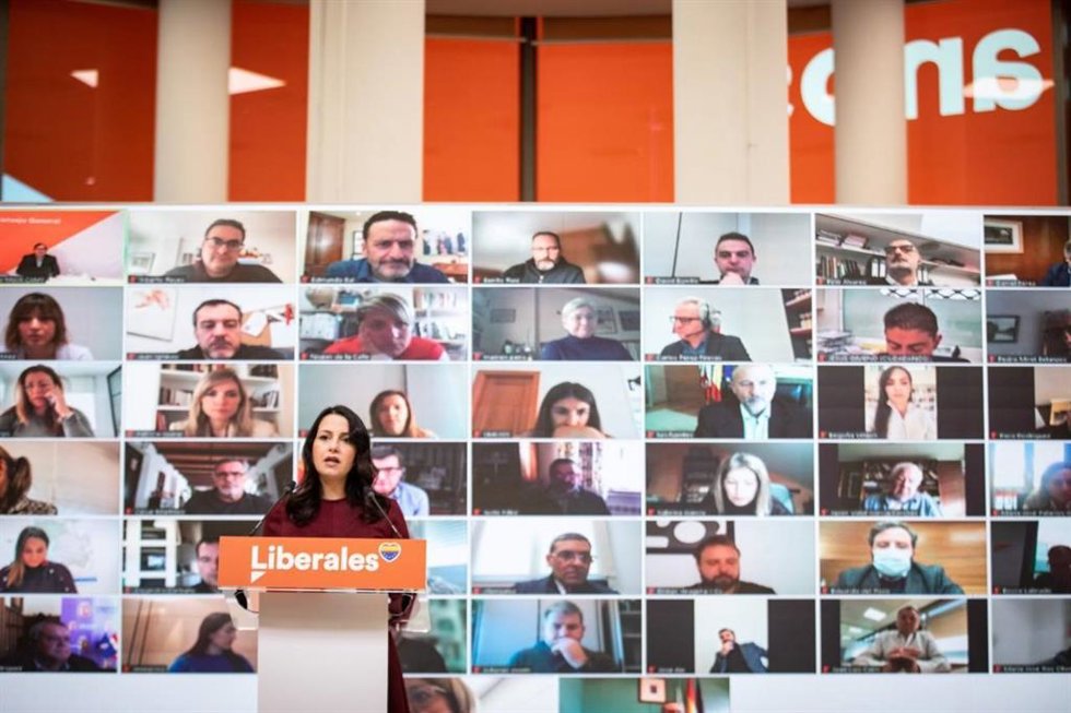 La presidenta de Ciudadanos, Inés Arrimadas, interviniendo ante el Consejo General del partido