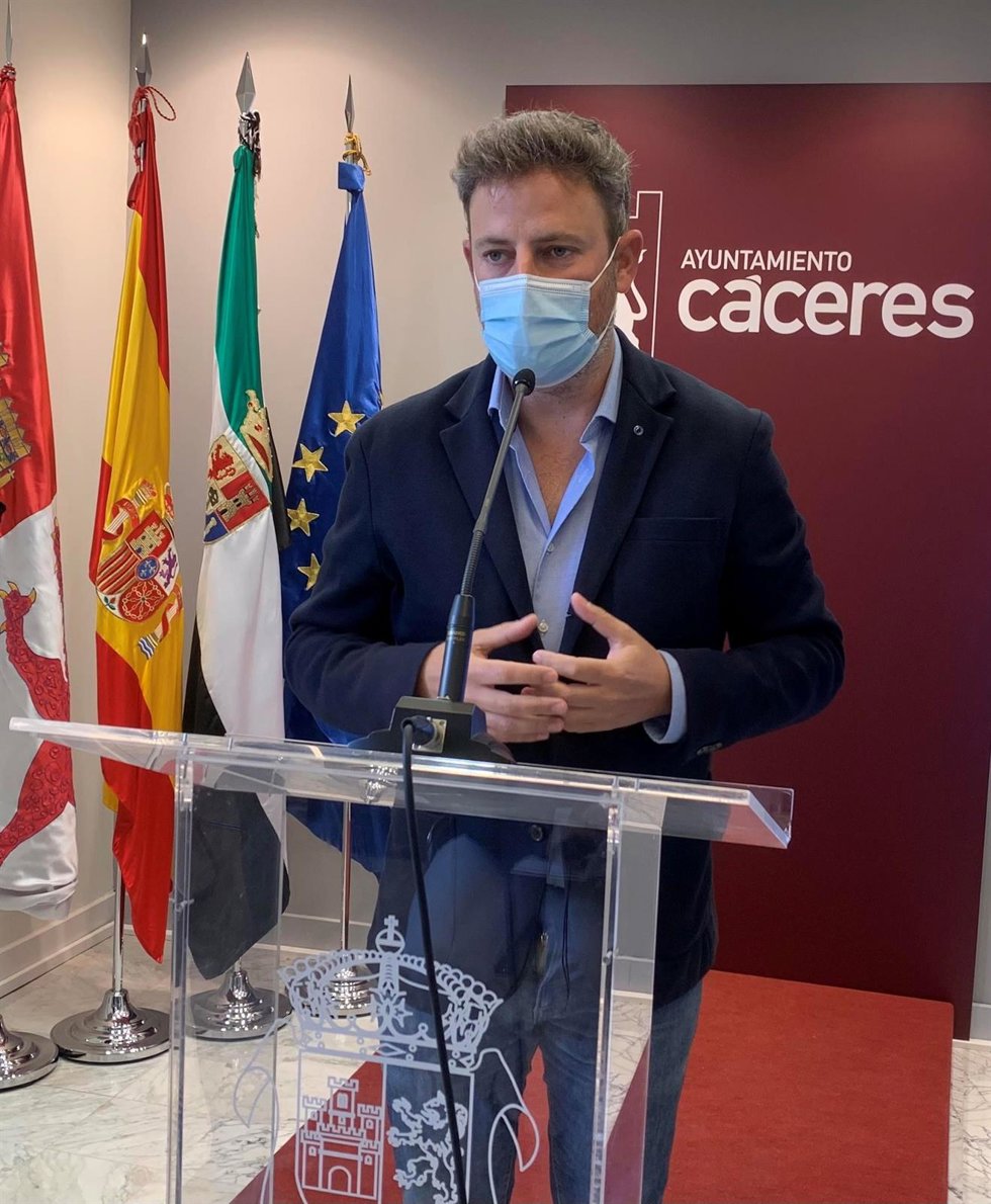 Los centros turísticos municipales de Cáceres aceptan ya la entrada de mascotas