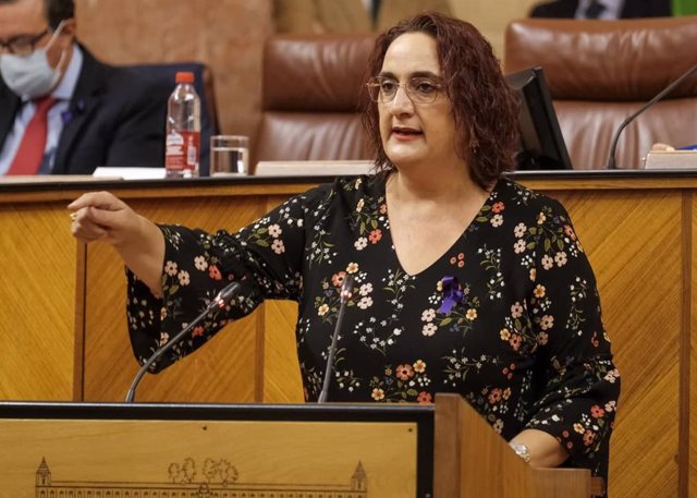 La parlamentaria de Adelante Andalucía, Ángela Aguilera.