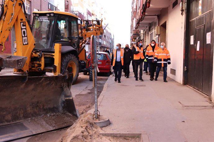 Visita a las obras de reurbanización de la calle Nueva del Carmen.