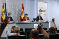 El Gobierno celebra su último Consejo de Ministros con Castells, marcado "por el afecto y el cariño de todos"