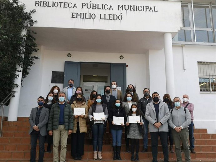 El acto de entrega de los premios de la Fundación Cobre las Cruces ha sido en la biblioteca Emilio Lledó de Salteras.