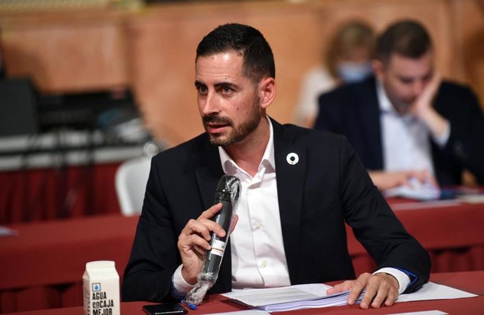 Archivo - El vicepresidente de la Diputació de Valncia, Carlos Fernández Bielsa