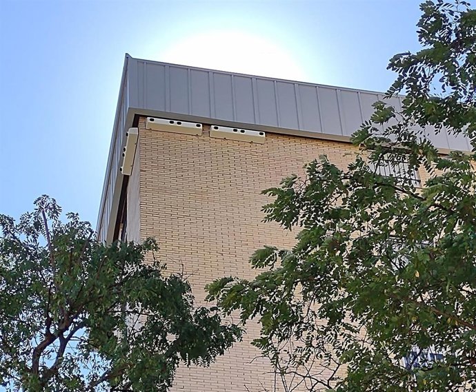 Archivo - Cajas nido para vencejo en el madrileño barrio de Orcasitas