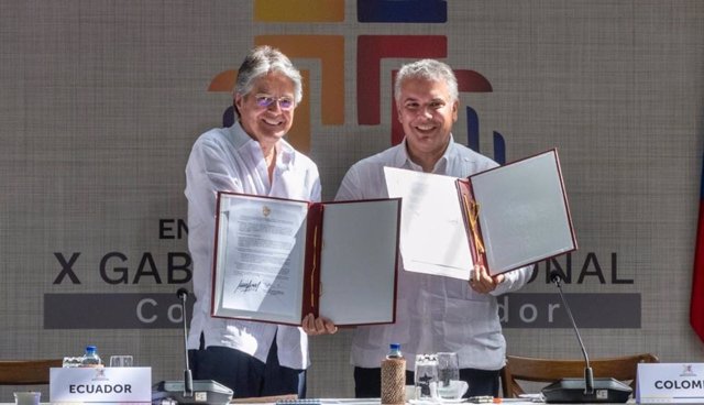 El presidente de Ecuador, Guillermo Lasso, y su homólogo colombiano, Iván Duque, en un encuentro bilateral