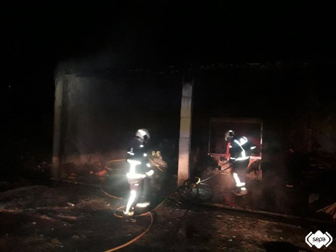 Incendio en una caseta de obra.