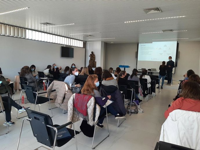 Diputación forma al personal de las oficinas de turismo de la provincia en marketing digital