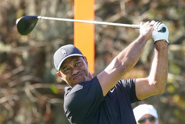 El golfista Tiger Woods en el PNC Golf Championship 2021.