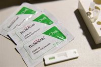 Andalucía supera el riesgo alto por Covid con una incidencia de 310 puntos y suma 2.998 contagios y cinco fallecidos