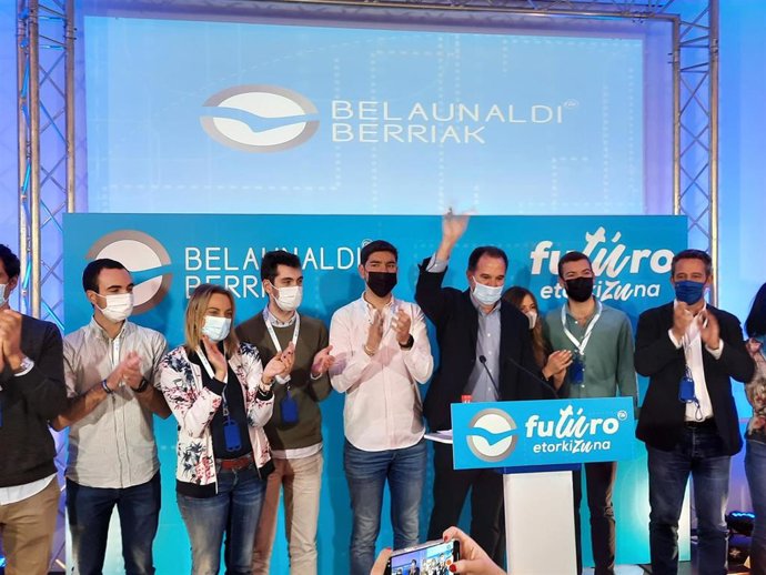 Acto de clausura del XIII Congreso de NNGG del País Vasco