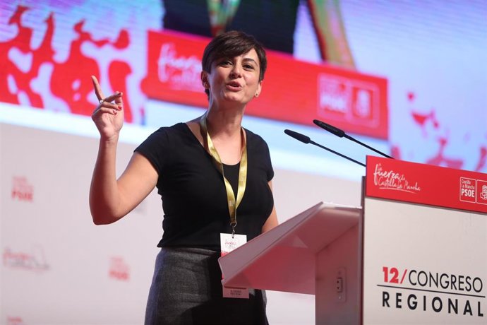 Archivo - La ministra de Política Territorial, Isabel Rodríguez, interviene en el acto de apertura del 12 Congreso Regional del PSOE de Castilla-La Mancha, a 30 de octubre de 2021, en Toledo, Castilla-La Mancha, (España). 