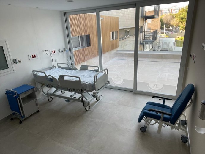 Vista del 'Balcón de la Esperanza' del HUVM desde una de las habitaciones.