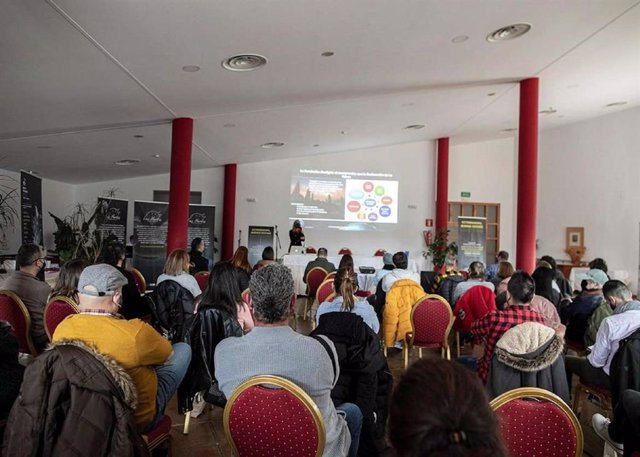 Participantes en las jornadas sobre astroturismo en Las Hurdes.