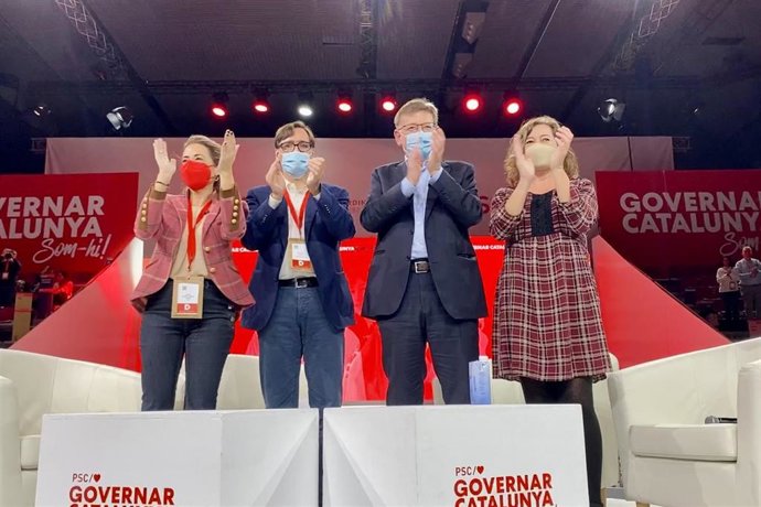(I-D) La Ministra De Transportes, Movilidad Y Agenda Urbana, Raquel Sánchez; El Primer Secretario Electo Del PSC, Salvador Illa;  El Secretario Del PSPV, Ximo Puig, Y La Secretaria General Del PSIB-PSOE, Francina Armengol,