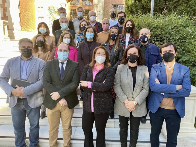 Crespo asegura que la Ley de Economía Circular y el decreto de simplificación "generan nuevas oportunidades de negocio"