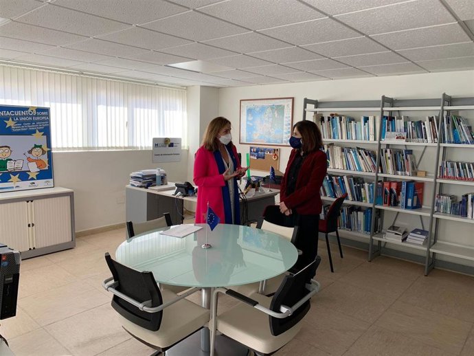 Diputación de Huelva renueva el convenio con la Comisión Europea para  dar a conocer la UE desde su Centro de Información