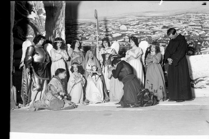 Una exposición virtual recorre en 35 fotografías y siete documentos la Navidad en Castilla-La Mancha