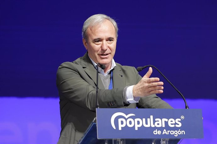 El alcalde de Zaragoza, Jorge Azcón, en el XIV Congreso Autonómico del PP de Aragón, donde va a ser nombrado presidente del PP-Aragón, en el Palacio de Congresos de Zaragoza.