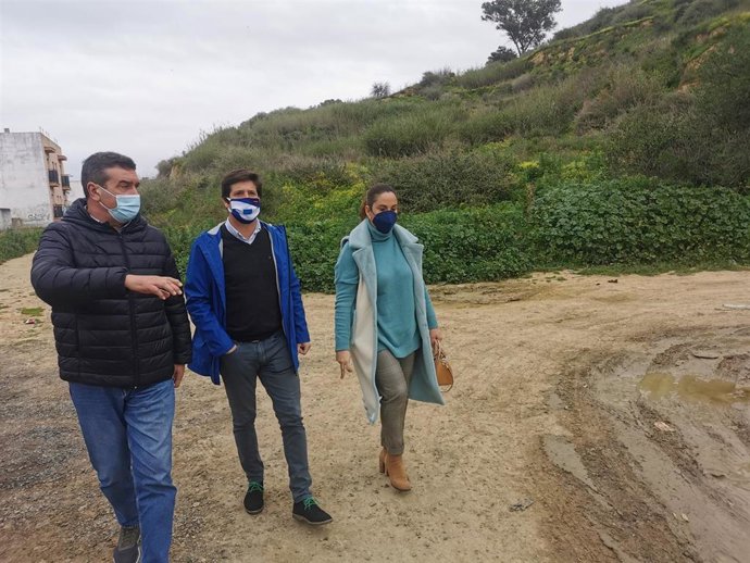 Cs exige al Ayuntamiento adoptar medidas de seguridad ante "el riesgo" por la obra inacabada en Fuente Vieja