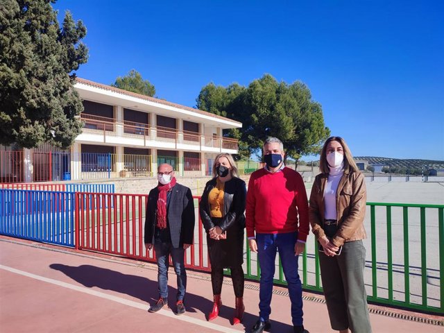 Visita al CEIP Santiago Apóstol de Santiago de Calatrava.