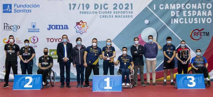 Podio del I Campeonato de España Inclusivo de tenis de mesa.