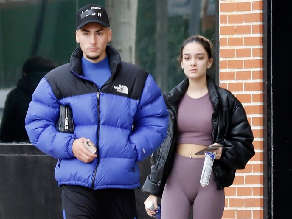 Julia Janeiro y Tommy Rossi, una pareja cada vez más afianzada