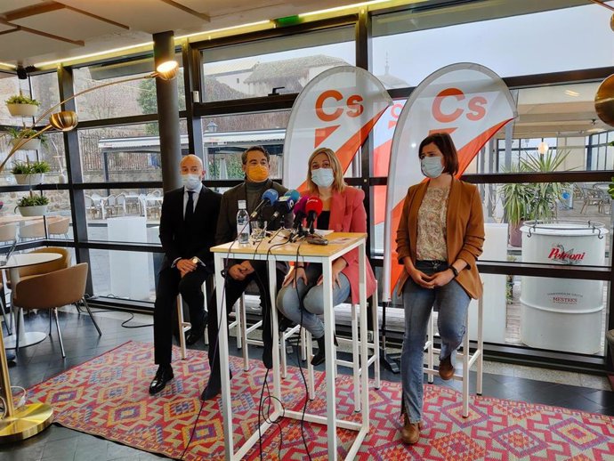 La coordinadora autonómica de Ciudadanos, Carmen Picazo, en un desayuno con medios en Toledo