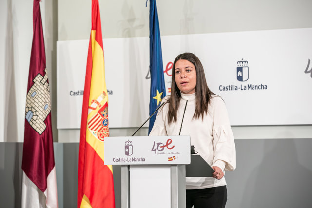 La consejera de Bienestar Social en rueda de prensa.