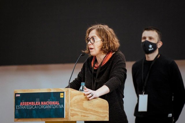 Arxiu - Imatge de la portaveu de la CUP al Parlament, Eulàlia Reguant, durant un acte polític de la formació