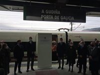 El Rey inaugura la estación de A Gudiña, la primera del AVE en territorio gallego