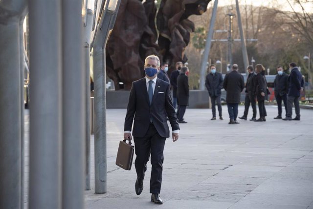 El Lehendakari, Iñigo Urkullu, llega al Palacio Euskalduna para participar en una jornada de El Correo