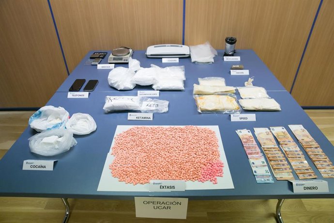 El material incautado.