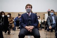 Almeida critica "pamema" de Sánchez para convocar Conferencia de Presidentes y vuelve a pedir ley de pandemias