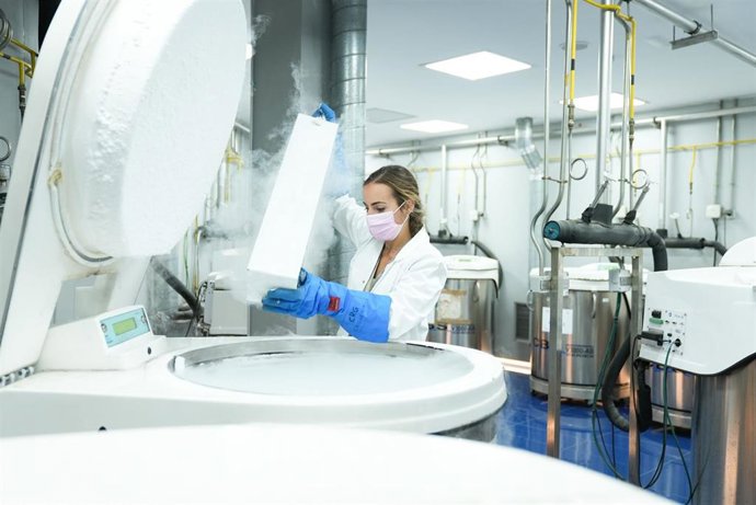 La Fundació Barcelona Zoo promueve la conservación de especies con el proyecto BioBanc.