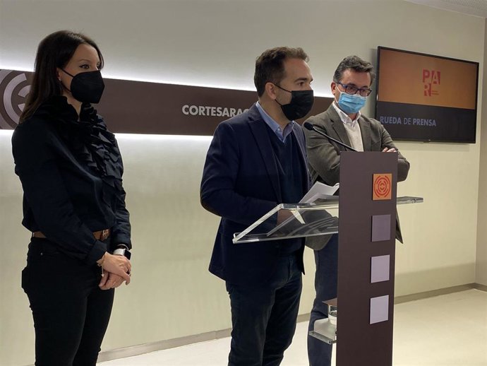 Jesús Guerrero, Roque Vicente y Esther Peirat (PAR).