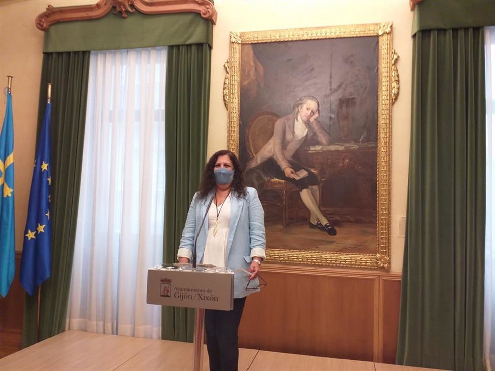 Archivo - Marina Pineda, concejala de Hacienda en el Ayuntamiento de Gijón