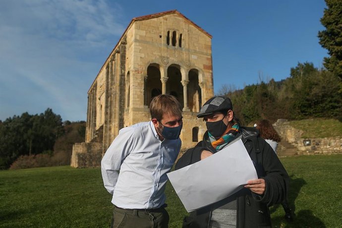 El diputado de Podemos Asturias, Daniel Ripa y el concejal de Somos Oviedo, Ignacio del Páramo.