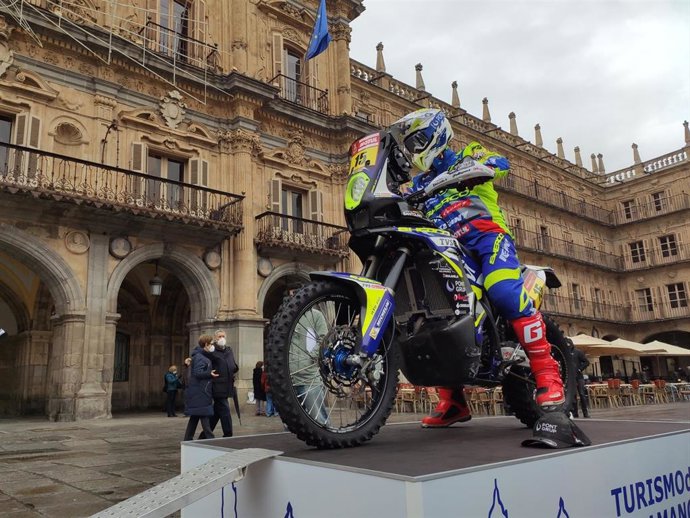 Santolino en la plaza Mayor de Salamanca.