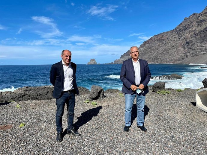 El líder de AH, Davis Cabrera, y el presidente de ASG, Casimiro Curbelo