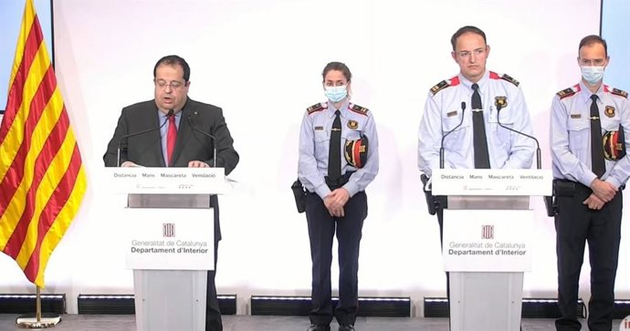 El conseller d'Interior, Joan Ignasi Elena, durant la seva intervenció