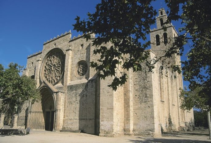 Archivo - Arxiu - Faana del monestir gtic de Sant Cugat del Valls