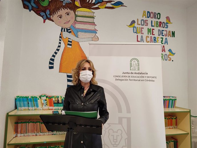 La delegada de Educación y Deporte, Inmaculada Troncoso.