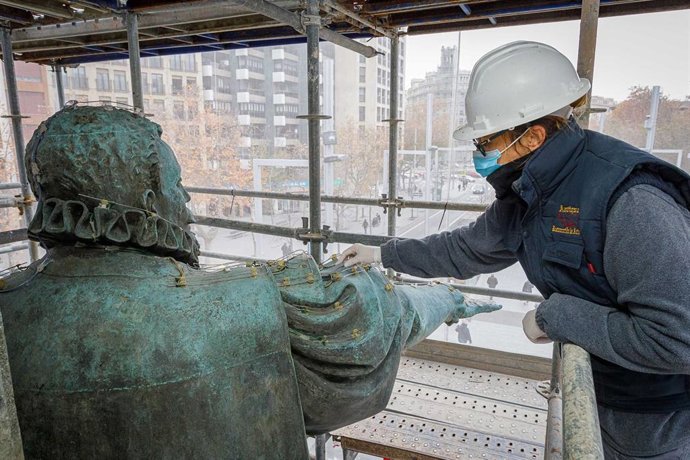 Concluye la restauración del monumento al Justiciazgo con el desmontaje del andamio