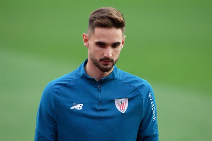 Archivo - Jokin Ezkieta of Athletic Club during LaLiga, football match played between Sevilla Futbol Club and Athletic Club at Ramon Sanchez Pizjuan Stadium on May 3, 2021 in Sevilla, Spain.