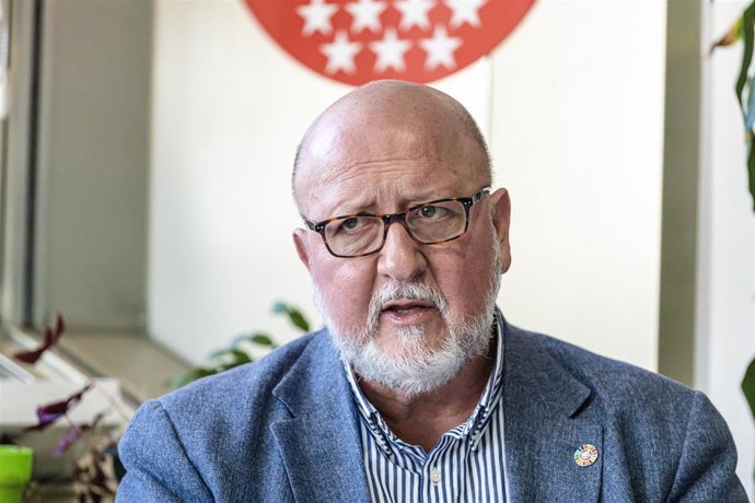 Archivo - El secretario general de UGT Madrid, Luis Miguel López Reillo, durante una entrevista para Europa Press, en la sede de UGT, a 25 de octubre de 2021, en Madrid (España).