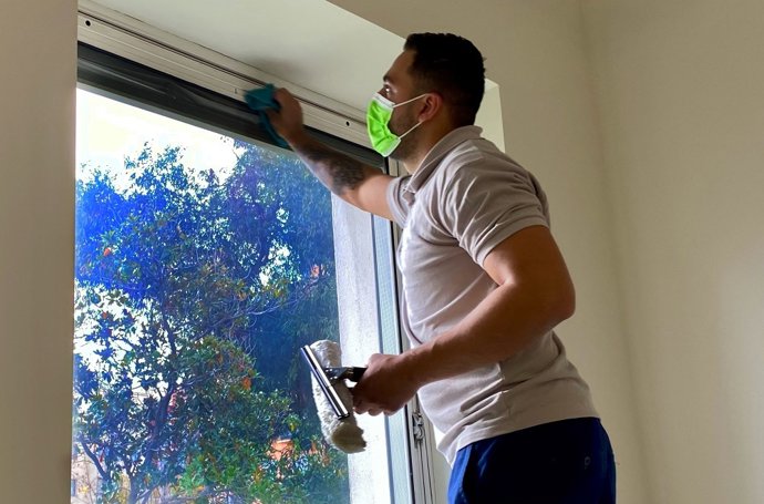 Cantabria pierde 94 afiliados extranjeros en noviembre frente al incremento medio